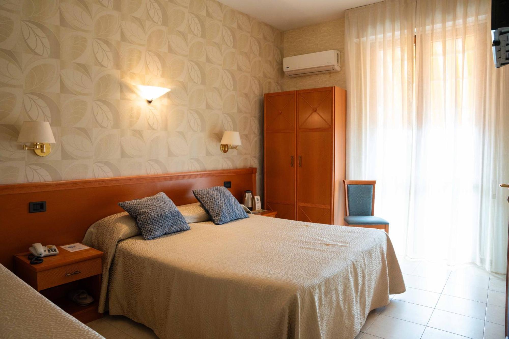 וירג'יו Hotel Pardini מראה חיצוני תמונה